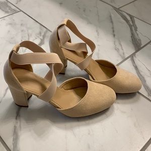 Closed toe nude heels